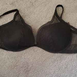 VS Bra